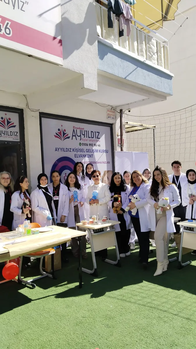 Melek Kener Kişisel Gelişim Kursu Etkinlik Anısı 46